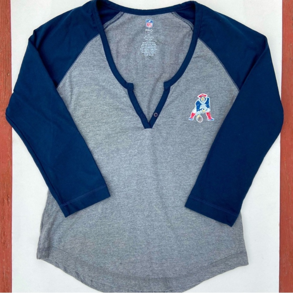 NFL Pro Line New England Patriots Henley Brand New